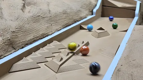 Rolling Dunes — marble race live game